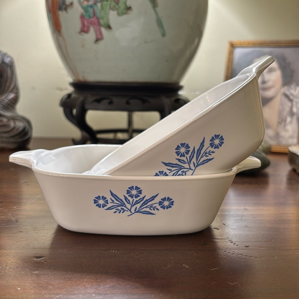 Corningware Blue Cornflower Set of 2 Vintage - Picture 2 of 6